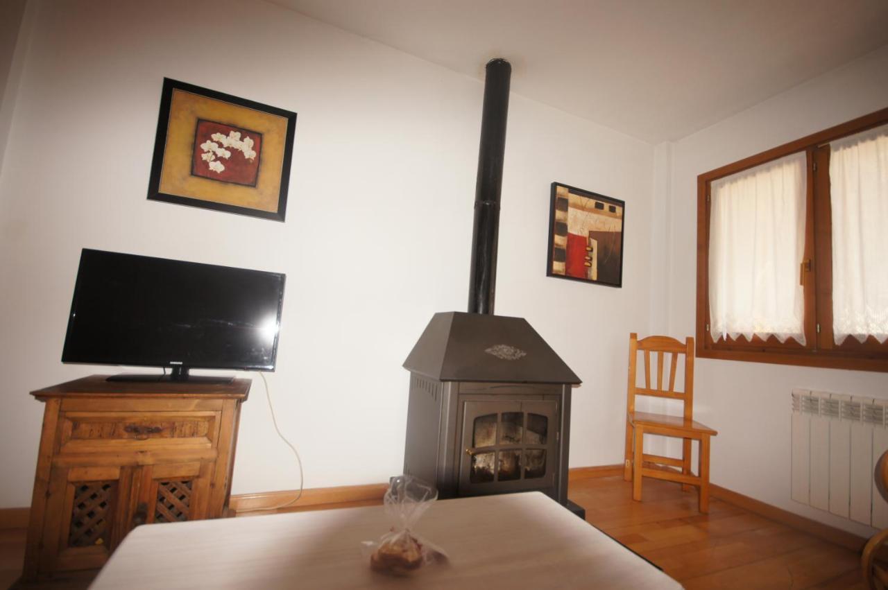 Casa Chispa Cuarenta Y Seis Benasque Luaran gambar